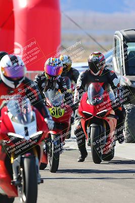 media/Jan-13-2025-Ducati Revs (Mon) [[8d64cb47d9]]/2-A Group/Session 3 (Pregrid)/